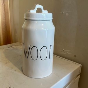 Rea Dunn dog treat container